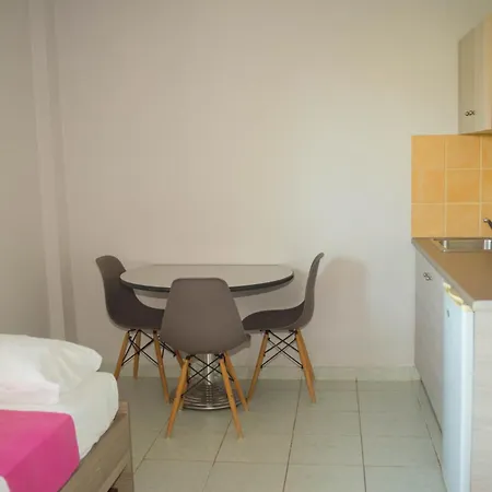 Hotel Nereides 3*